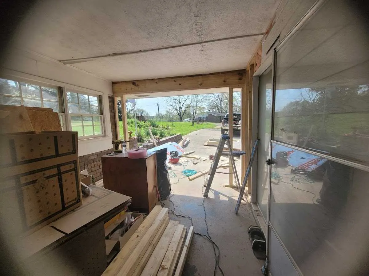 Air movers and dehumidifier for Water Mitigation Services in Kearney